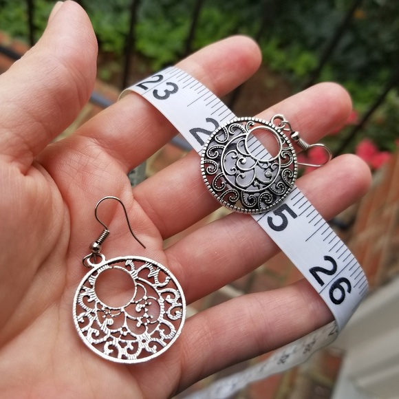 Bohemian Antique Round Bali Earrings - Picture 5 of 5